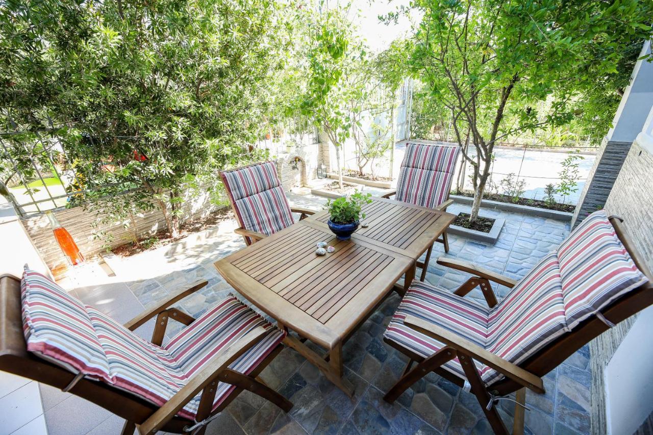 Alanthia Apartment Vlore Luaran gambar