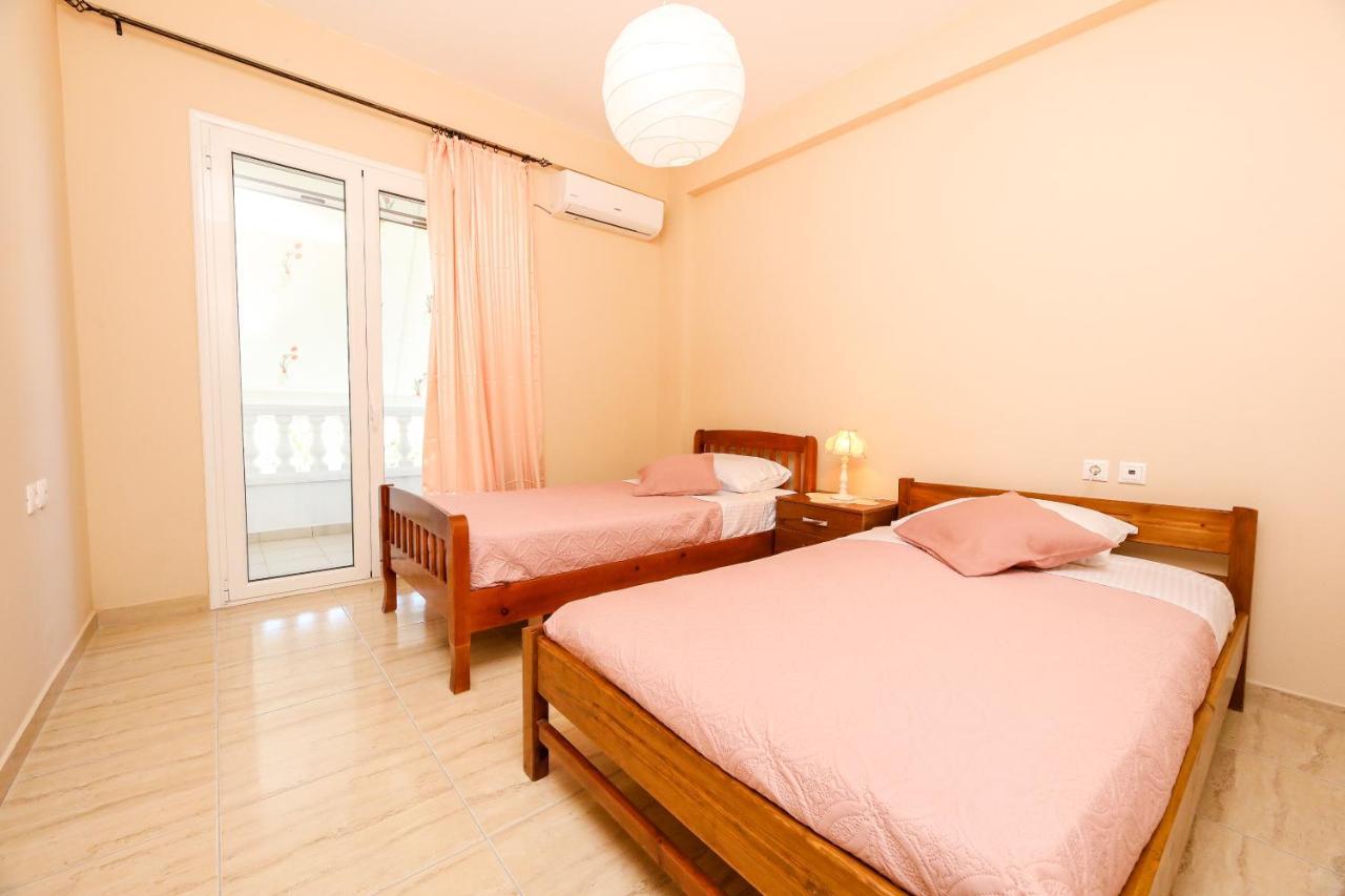 Alanthia Apartment Vlore Luaran gambar